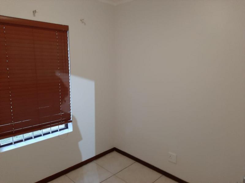 2 Bedroom Property for Sale in Parow North Western Cape